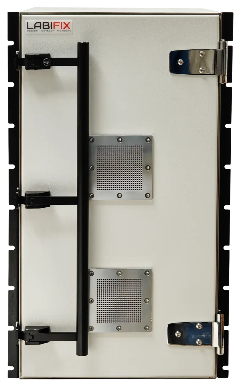 LBX4016 RACK MOUNTABLE RF SHIELDING BOXES - LabiFix RF Shield Box, front view