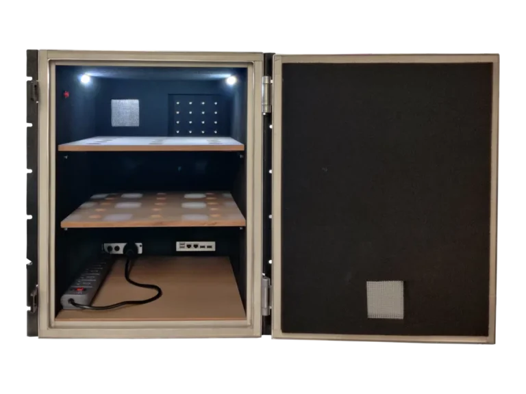 rf-shielded-enclosure-systems-LB4200-interior-view